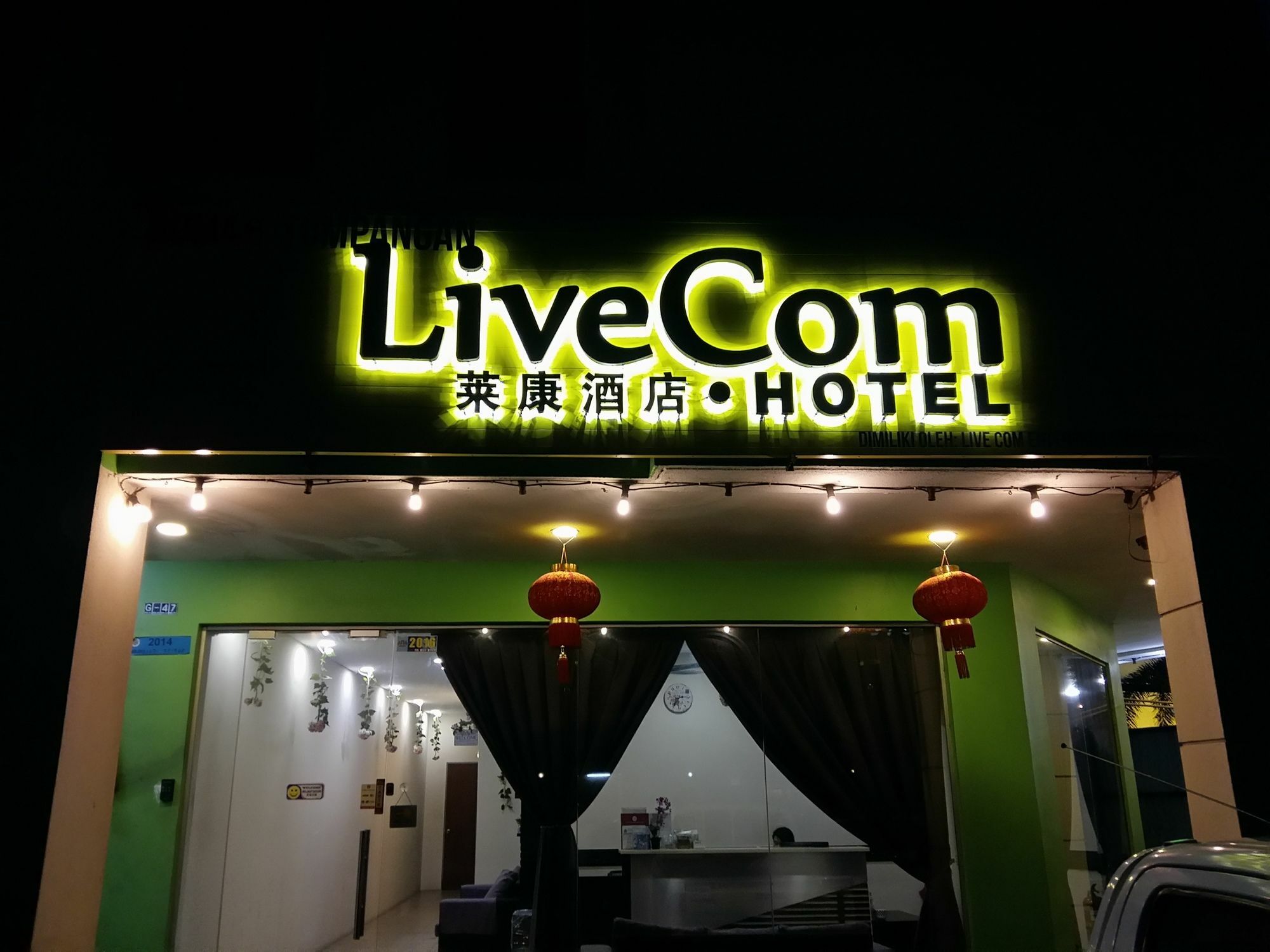 Live Com Hotel Johor Bahru Buitenkant foto